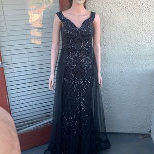 Fashion, nova black dress